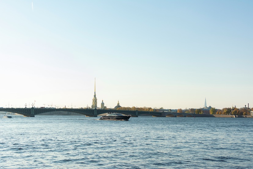 Рестораны с видом на воду в Петербурге: 6 мест для красивого ужина