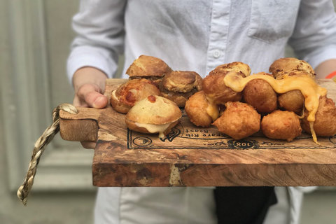 «Свинья и роза»: мясо и пиво в центре Москвы