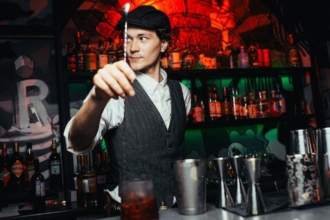 Guggenheim: музыкально-коктейльный бар в пространстве Seno