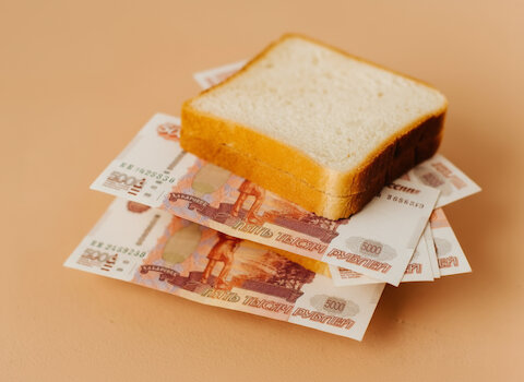 Нужно ли оставлять чаевые?