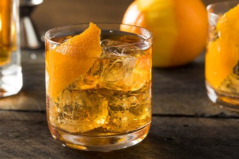 Фестиваль коктейля Old Fashioned