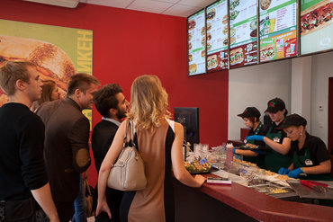 «Квизнос саб»: мировой фастфуд с «натуральными» бутербродами