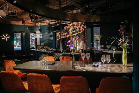 Big Wine Freaks: светский биодинамический бар в Москве