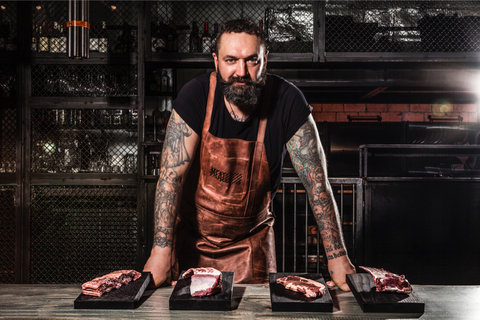 Meatless: гриль-ресторан с брутальной атмосферой