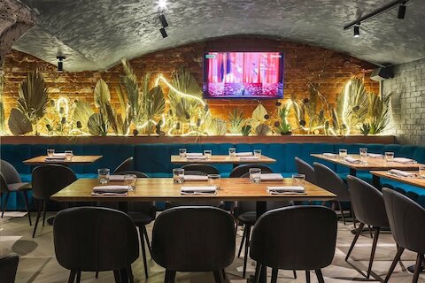 Truba: гриль-бар на улице Льва Толстого