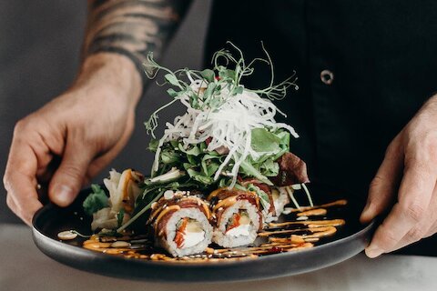 6 новых ресторанов и баров августа