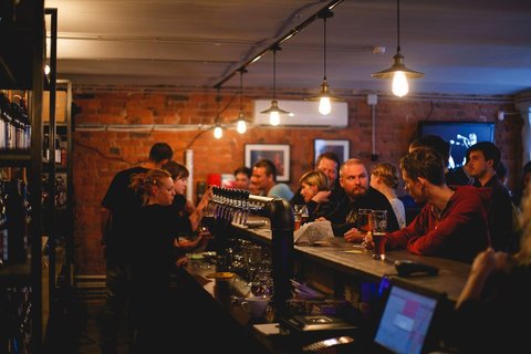Бар Hip Hops с крафтовым пивом в Саперном переулке