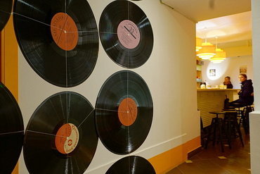 «Радио Люксембург»: тихий приятный бар у Невского