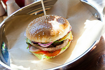 Ketch Up Burgers: большие бургеры и вкусные лимонады