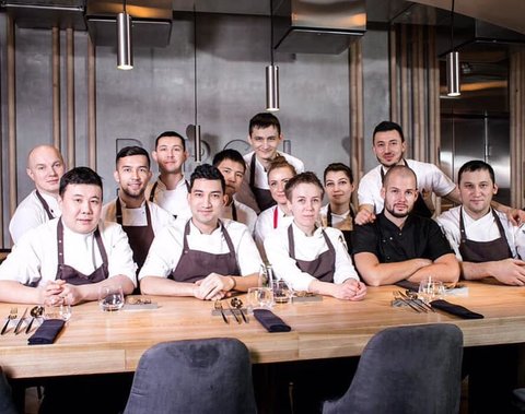 Топ-10 ресторанов Петербурга