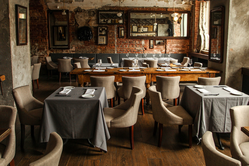 «Рубинштейн»: элегантный ресторан и бар на набережной Фонтанки