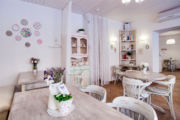 «Клумба»: милое кафе с оригинальной кухней