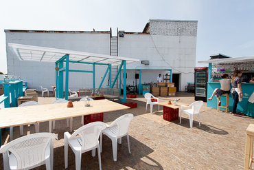 «Крышабар»: тусовочное место с видом на Петроградку