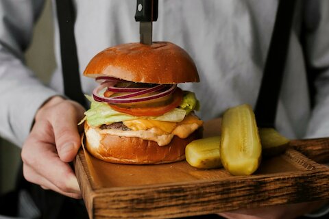 Battuta: бистро с мясными блюдами на Новокузнецкой улице