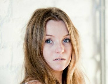 Әйеліммен бірге төрт аяққа тұрып