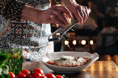 Пицца, паста и канноли в Nonna Italia на Сенной