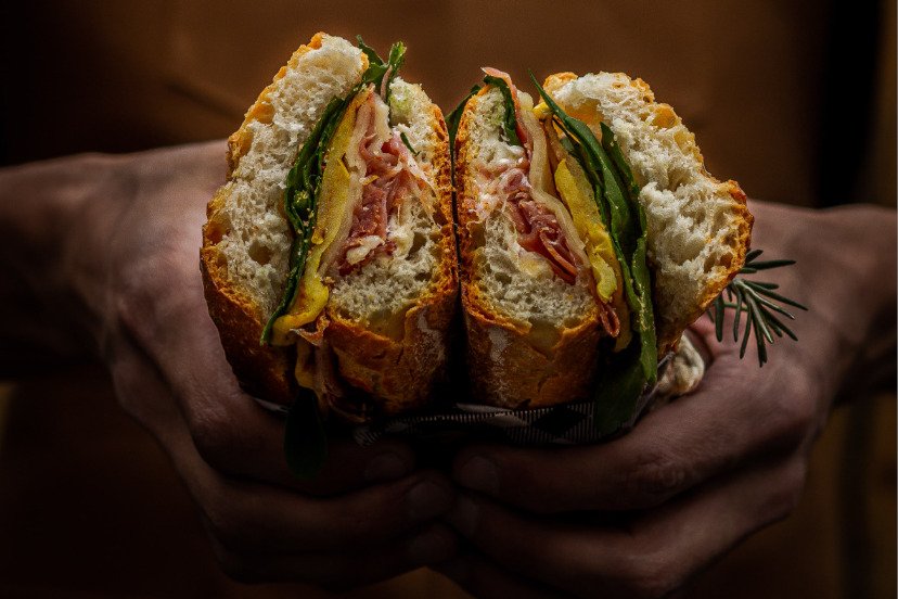 Необычные и сочные: где перекусить сэндвичами в Петербурге