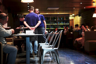 «Арка»: стильный гриль-бар на Большой Конюшенной