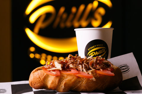 Phill’s: необычный американский стритфуд на «Курской»