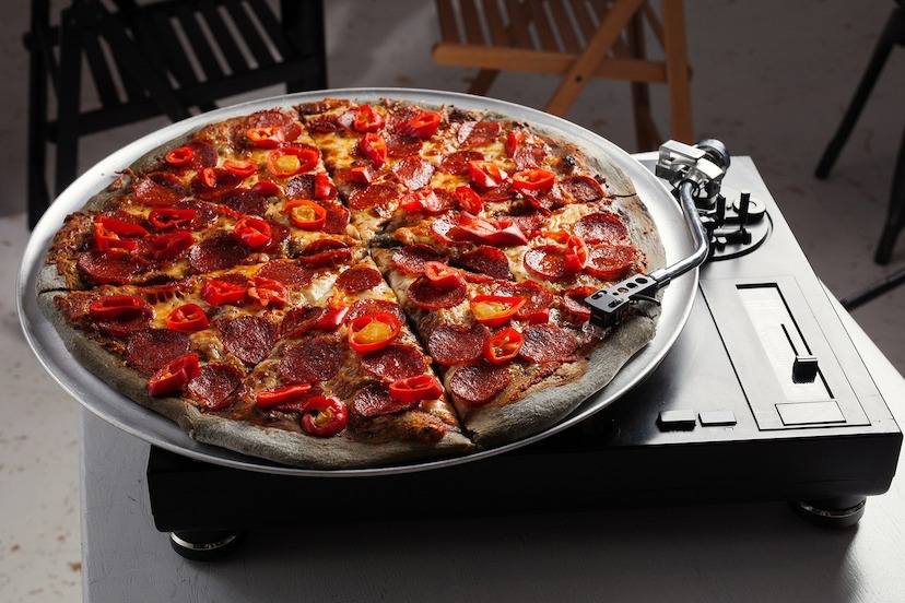 Hell's Pizza: пиццерия в американском стиле на «Китай-городе»