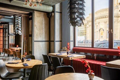 Стейк из капусты, пельмени с форелью и фолк-коктейли в обновленном меню «Калинки моей»