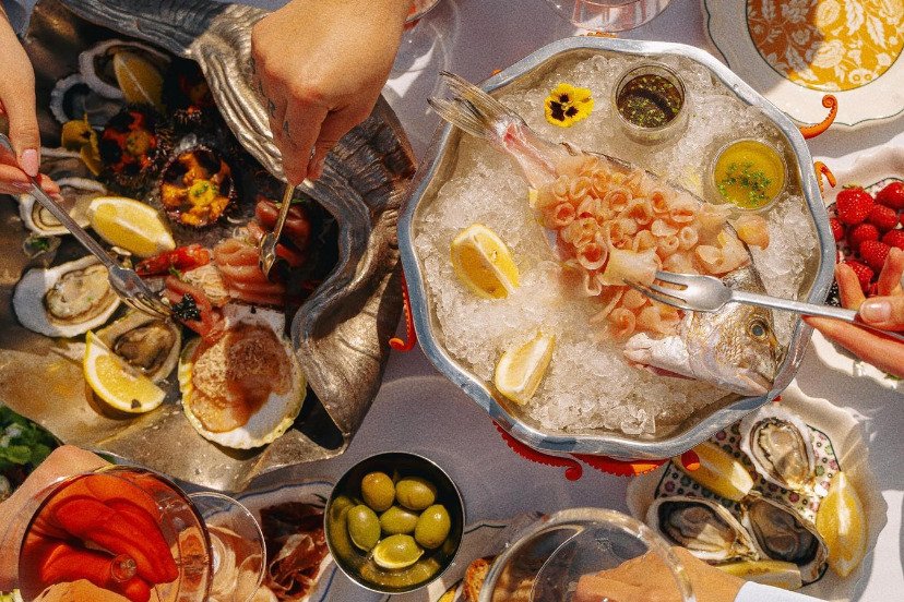 Курс на море: 10 ресторанов с рыбой и морепродуктами в Петербурге