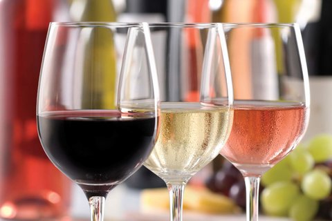 «Курорты»: крымские вина на улице Жуковского