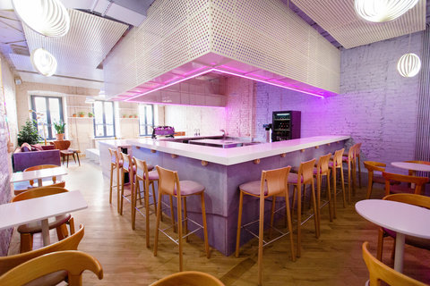 «Сверстник»: кафе от создателей бара «Ровесник»