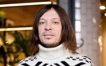 Музыкант Найк Борзов
