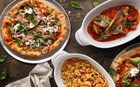 Uva: итальянский ресторан в апарт-отеле YE'S