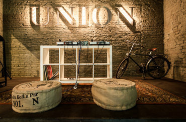 Union: просторный бар на Литейном