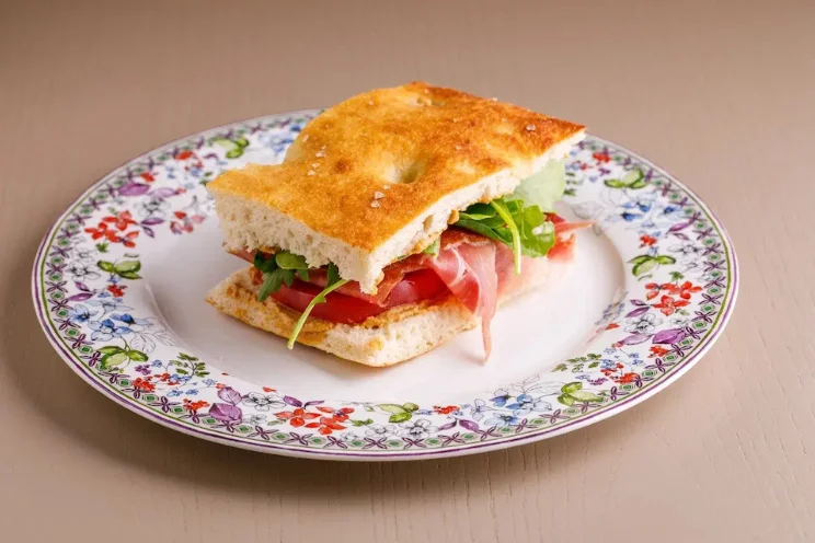 Панино с пармой, 650 ₽.