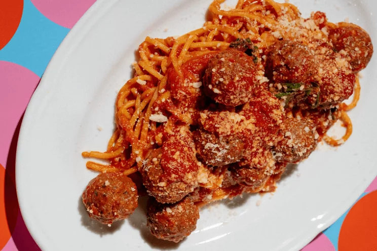 Спагетти с фрикадельками, 850 руб. 