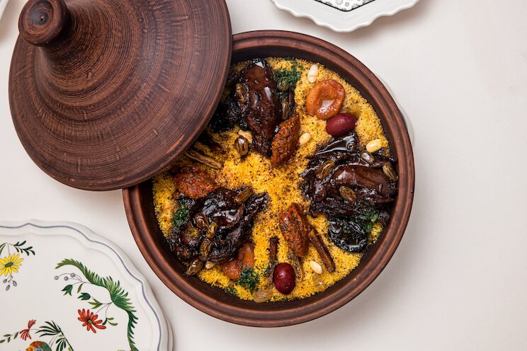 Тажин с лопаткой ягненка и кускусом, 2450 руб.