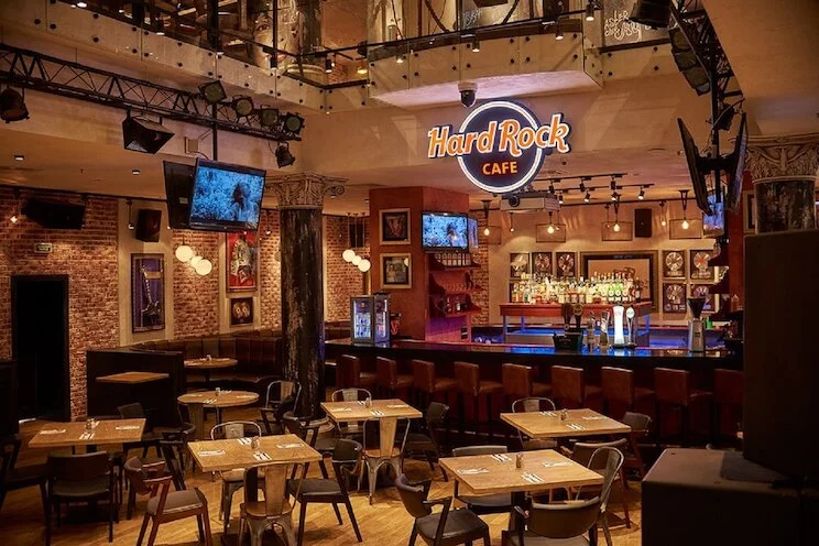 Интерьер ресторана Hard Rock Café