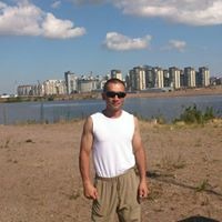 Саша Иванов