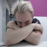 Олег Гренадеров