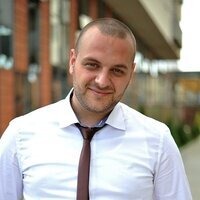 Артём Стратонов