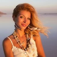 Elena Paxaluk