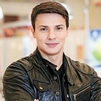Александр Долинин