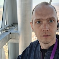 Антон Макаров