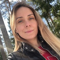 Yana Zhdanova