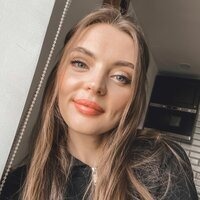 Анна Снегирева