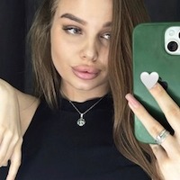Стрельникова Алёна
