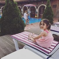 Mia