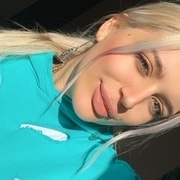 Полина