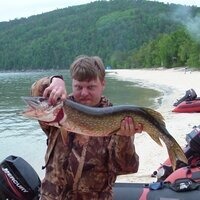 Леон Ковров