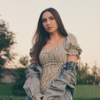 Виноградова Арина