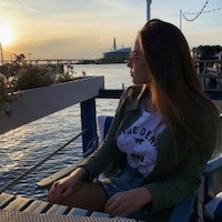 Яник Елизавета