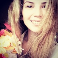 Юлия Комарова